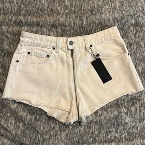 Carmar Full Zip Jean Shorts 🤍